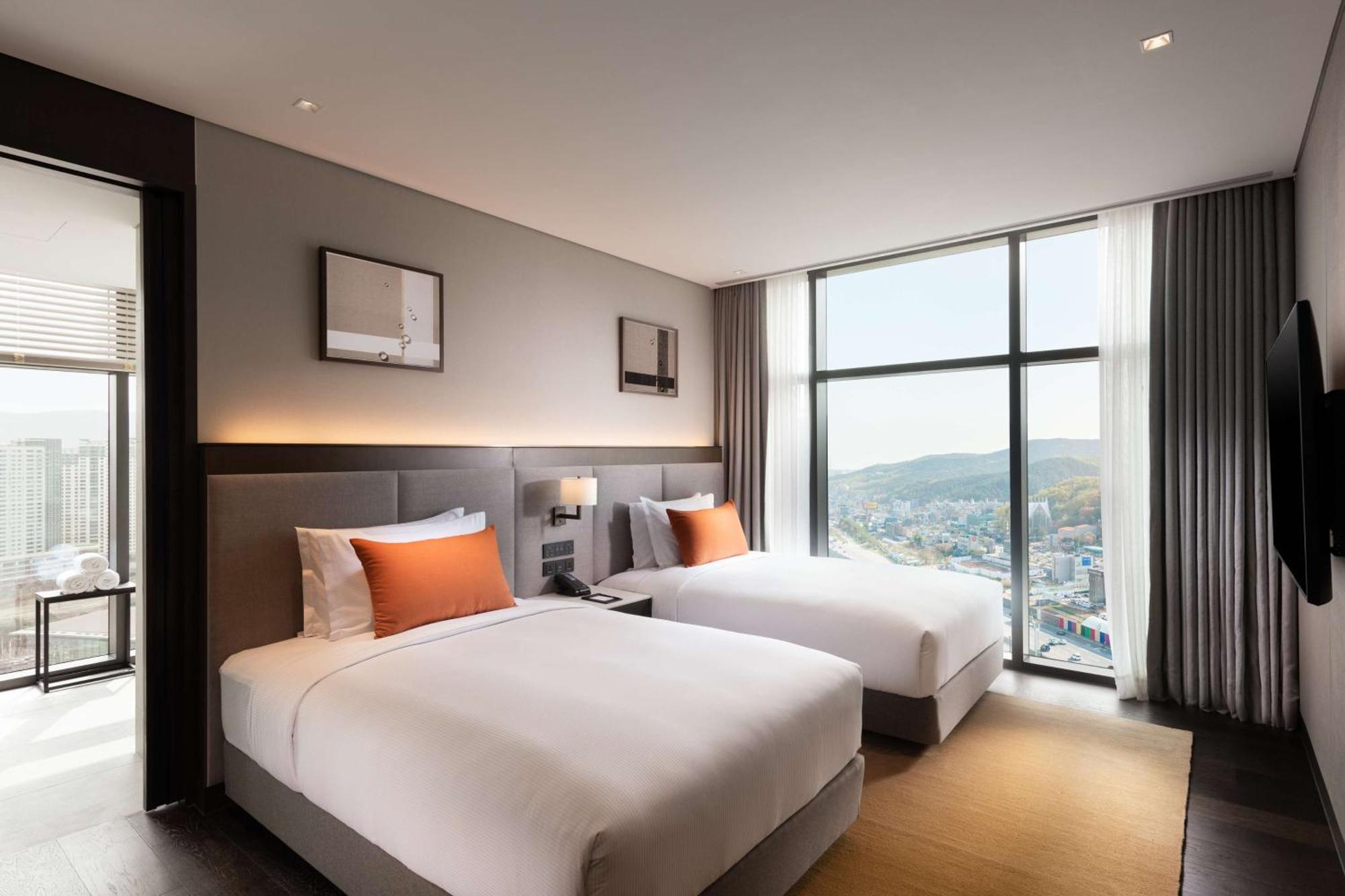 Doubletree By Hilton Seoul Pangyo Residences Seongnam Esterno foto